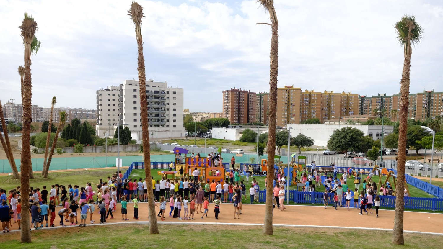 El Ayuntamiento dota de un espacio infantil al Parque de San Rafael que se ubica en un distrito con 