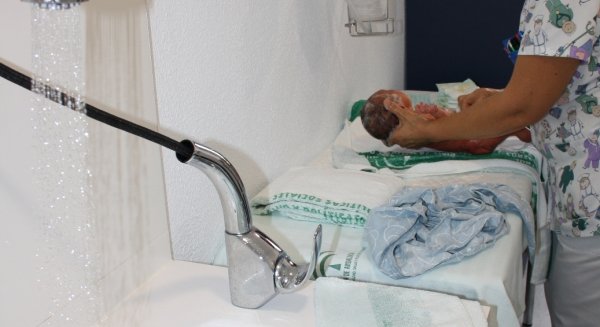 El Hospital Materno mejora los niveles de intimidad, seguridad y confort para madres y recién nacidos