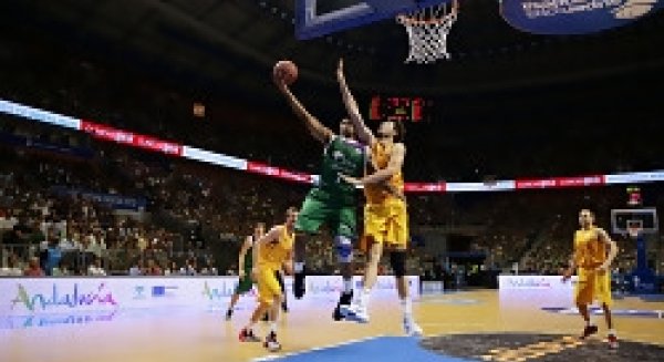 El Unicaja cae ante el Barcelona en la final de la Supercopa Endesa