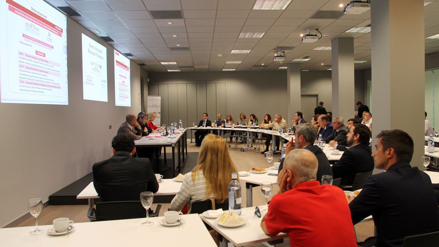 Unicaja participa en las jornadas sobre las claves del emprendimiento empresarial en Málaga