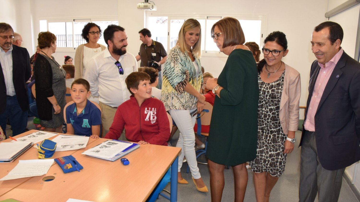 De la Calle visita las nuevas instalaciones del colegio 'San Sebastián' de Archidona