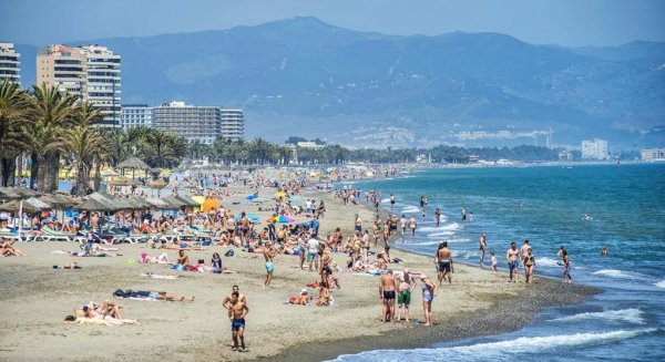 El dispositivo de salvamento de playas finaliza sin víctimas en Torremolinos