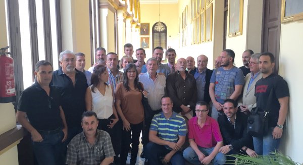 El Ayuntamiento y Ecocovidrio reconocen la labor de reciclaje de 17 establecimientos durante la Feria 2015