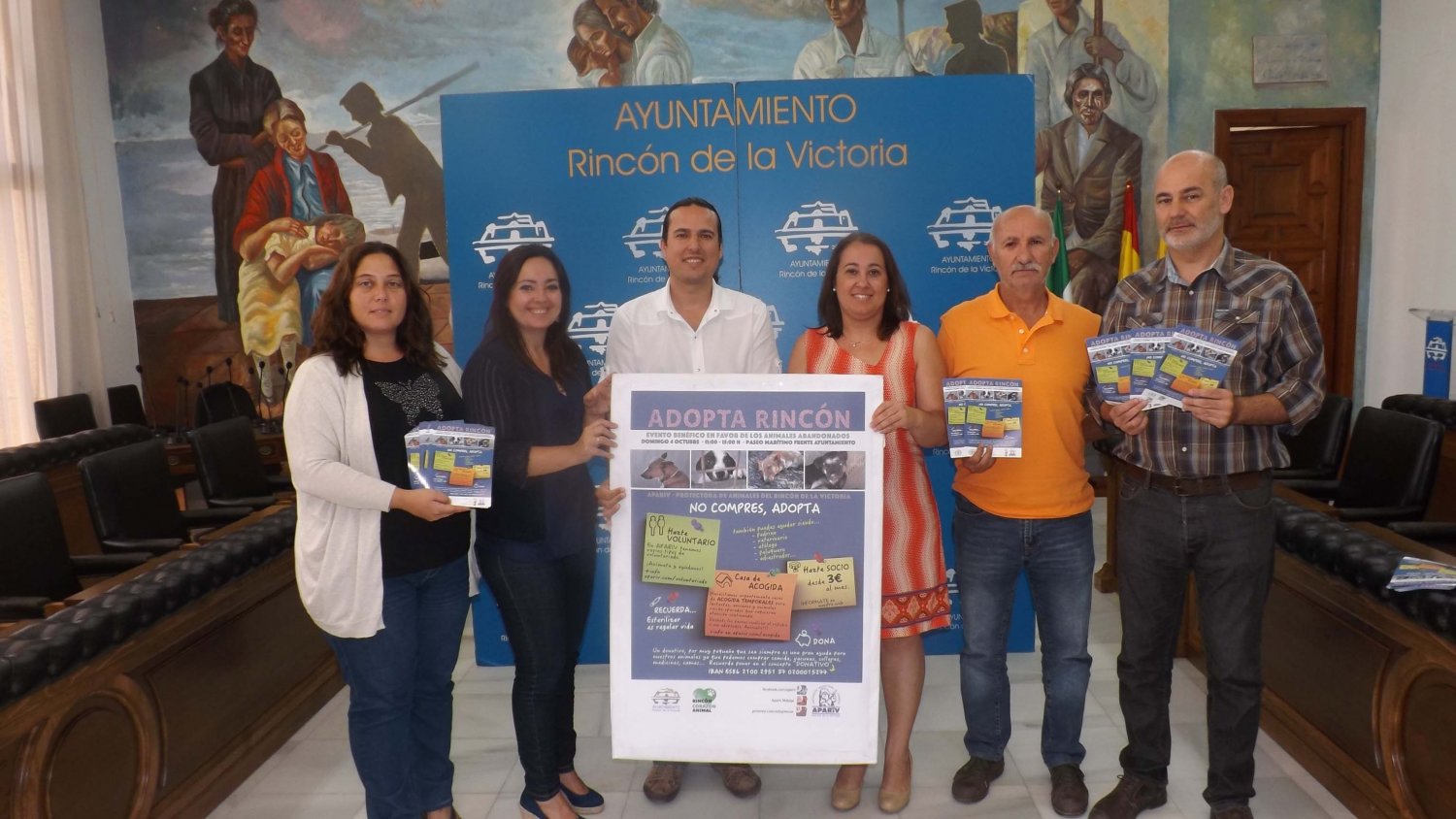 El Ayuntamiento y la Protectora de Animales organizan la primera campaña de concienciación y adopción 'Rincón Corazón Animal'
