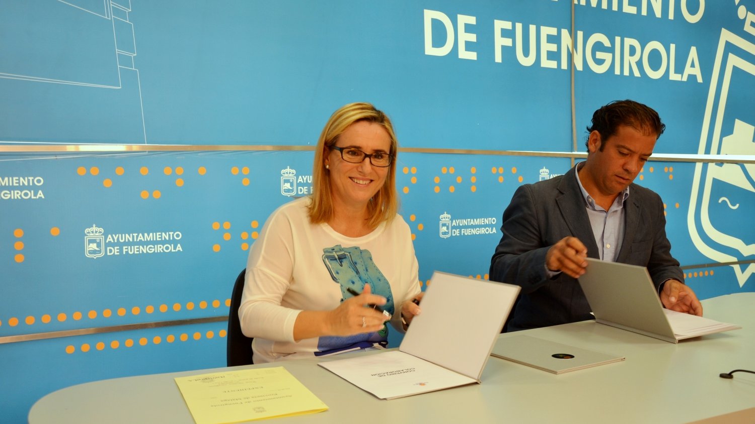 El Ayuntamiento de Fuengirola y McDonald´s firman un convenio para la contratación preferente de fuengiroleños en su nuevo local