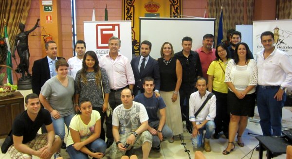 Una treintena de alumnos inician el curso en Escuela de Hostelería de Estepona, 