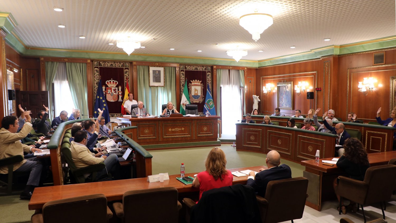 El Pleno reclama al Gobierno central que desista de demoler una parte del Paseo Marítimo de Marbella