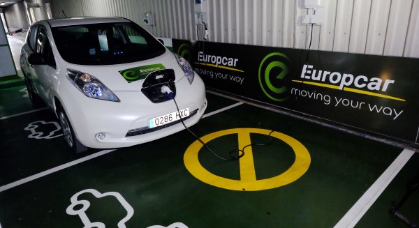 Zem2all lanza con Europcar un nuevo servicio de vehículos eléctricos compartidos