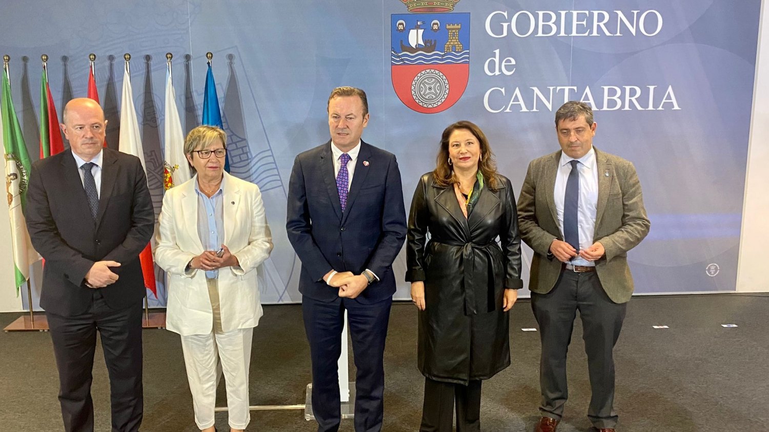Las comunidades afectadas por la veda al arrastre se unen para pedir al Estado el recurso ante el TJUE