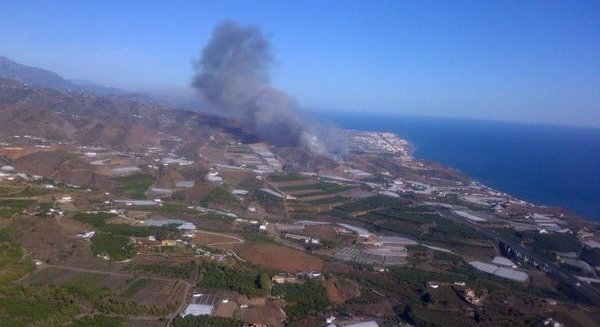 Declarado un incendio en Vélez-Málaga