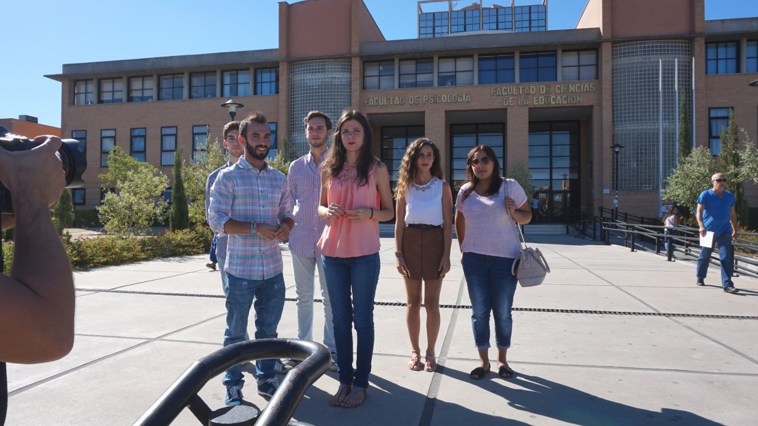NNGG critica que solo el 4% de los universitarios andaluces se beneficiarán de la beca para el B1