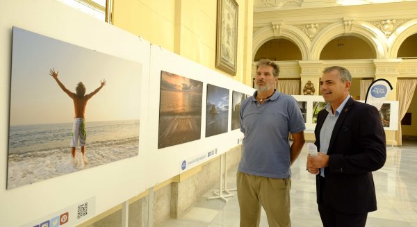 Una muestra de fotografías de Jesús Mérida recoge los lugares visitados por la campaña 'Loving Málaga'