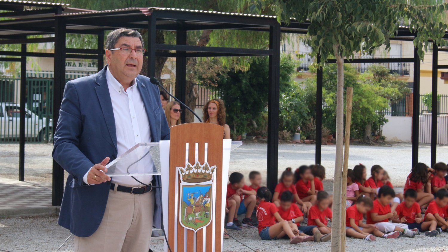 Vélez-Málaga destaca su compromiso por la educación en el municipio