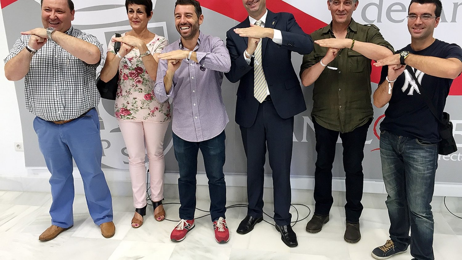 El Parador Nacional de Turismo de Antequera y el Club Balonmano muestran su apoyo a la candidatura de los Dólmenes