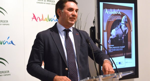 La Junta traslada sus condolencias por el fallecimiento de Pérez Canca