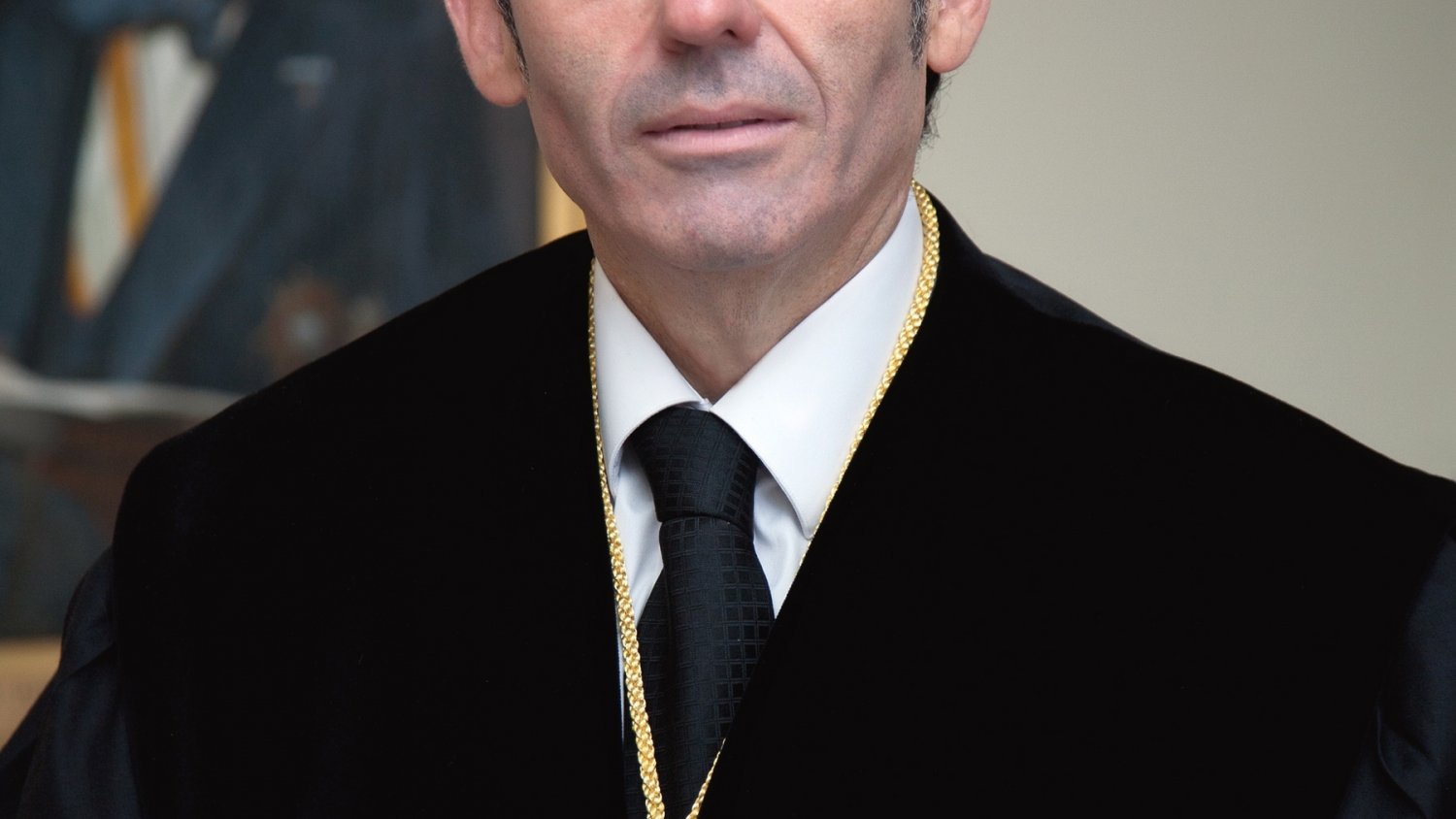 El decano del Colegio de Abogados de Málaga, miembro del comité creado por el CGAE en respuesta a la crisis de refugiados
