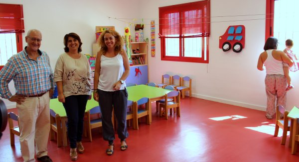 Estepona invierte cinco millones de euros en el mantenimiento anual de colegios y guarderías