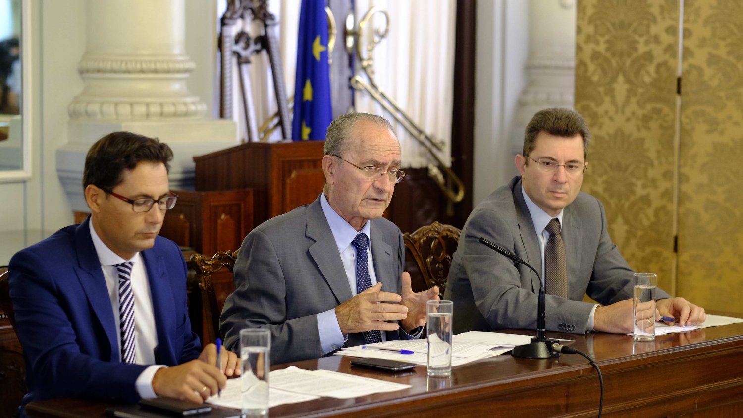El Ayuntamiento aprobará la nueva Oficina Municipal del Derecho a la Vivienda, que arbitrará fórmulas para evitar desahucios