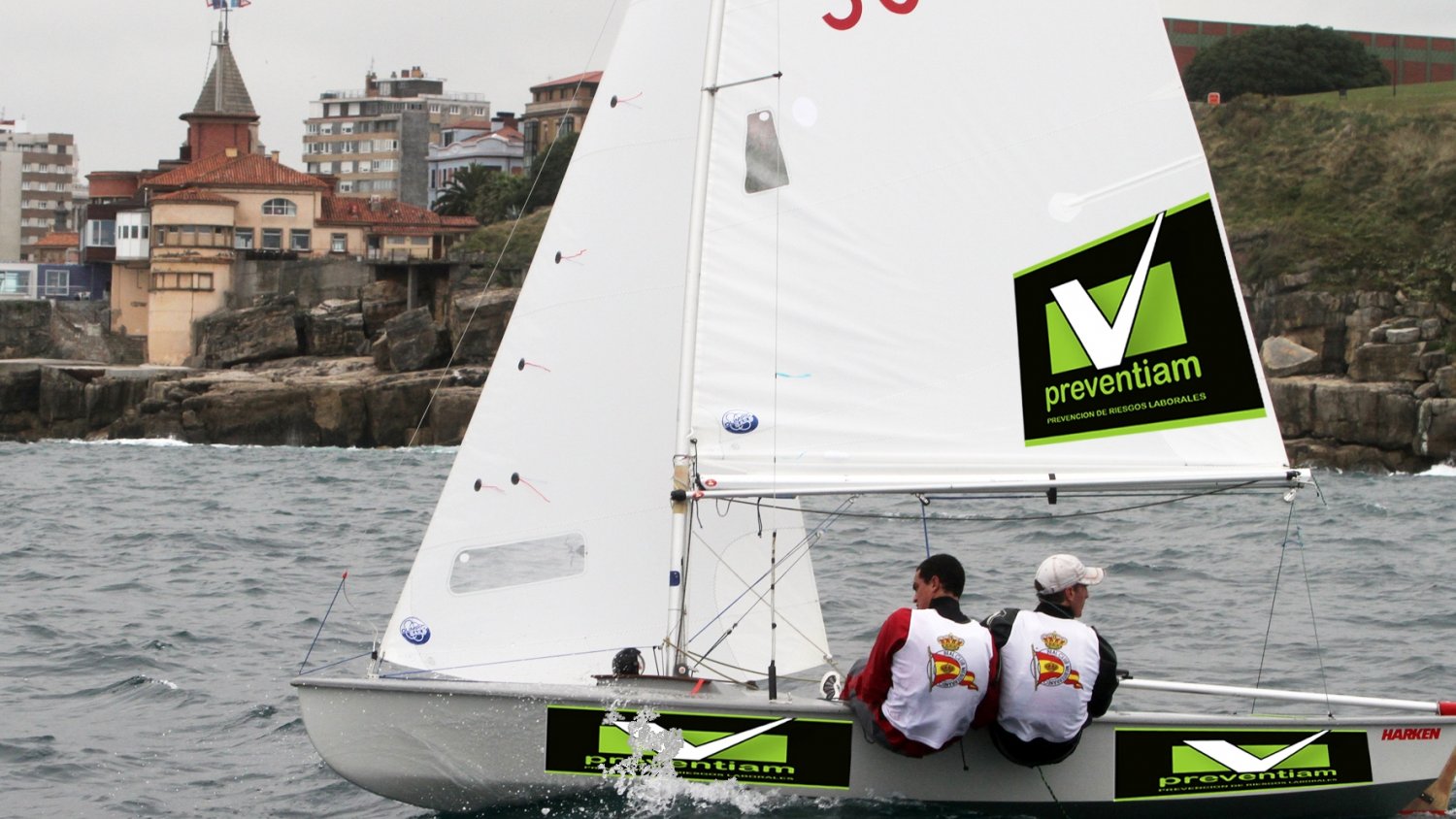 Álvaro Martínez y Gabriel Utrera alcanzan su objetivo con la campaña de crowdfunding y acudirán al Mundial de Snipe
