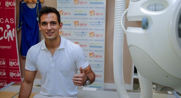 Santa Cruz pasa el reconocimiento médico y dice que estar en La Rosaleda 