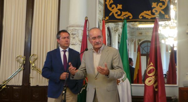 De la Torre insiste en que el eje Málaga-Sevilla 