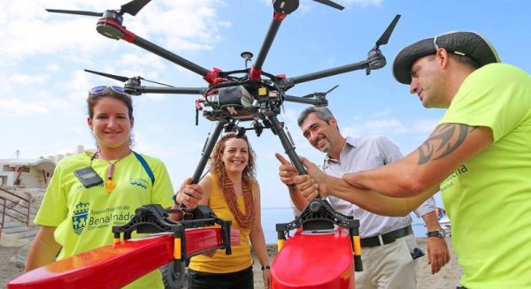Benalmádena cuenta con un 'drone' para apoyar las labores de rescate de los socorristas