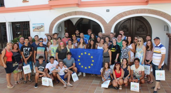Unos 50 jóvenes de distintos países se reúnen en Mijas para trabajar en proyectos relacionados con la ecología