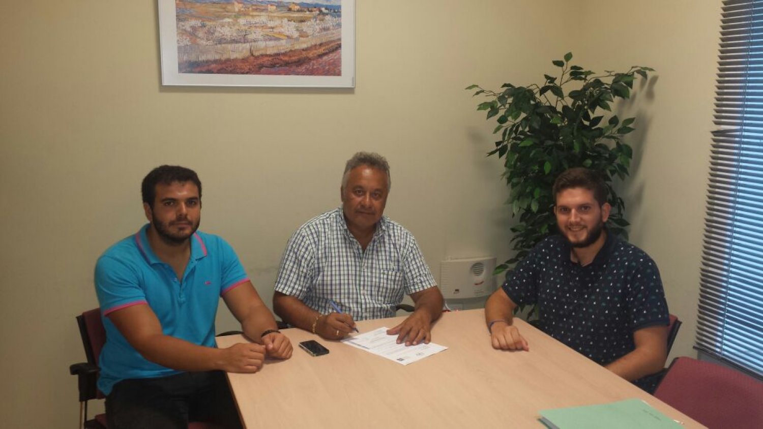 Ayuntamiento de Rincón se reúne con el sector empresarial del municipio para potenciar el Carné Joven Europeo y el consumo local