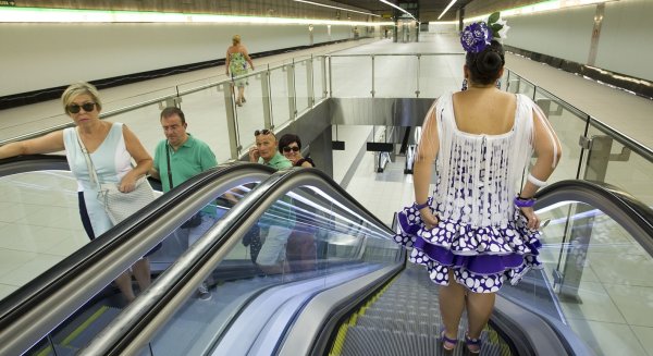 El metro de Málaga transporta un total de 97.602 pasajeros durante la semana de la Feria