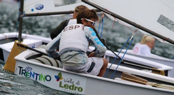 Adolfo Villalón se corona campeón de Europa de Optimist por equipos
