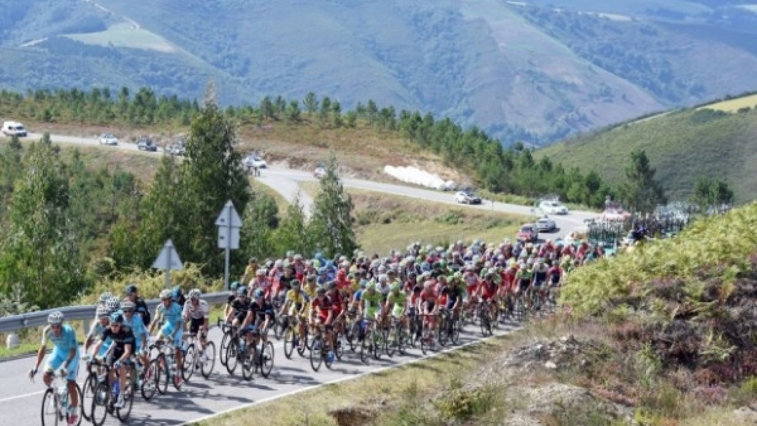 La Vuelta Ciclista llega a la capital en su tercera etapa