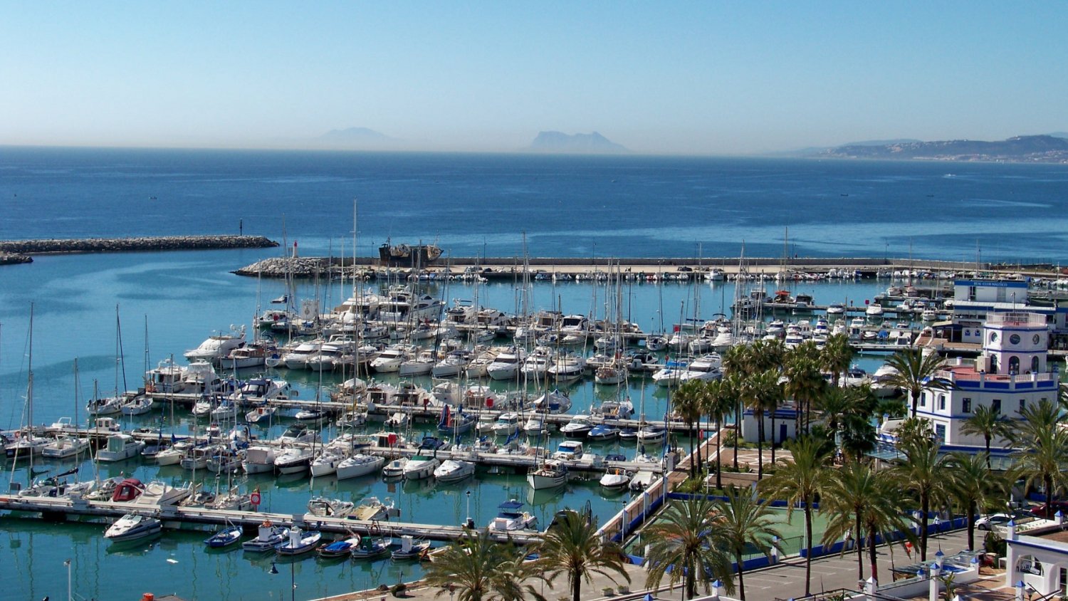 El turismo extranjero de la Costa del Sol escala un 5% en el primer semestre