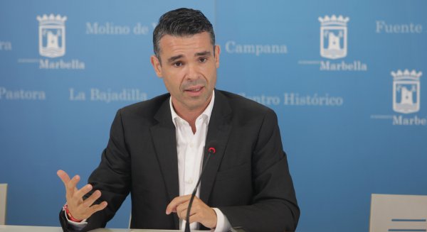 Marbella inicia los trámites para aprobar un reglamento del régimen jurídico de los coordinadores y directores generales