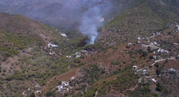 Declarado un incendio en un paraje de Frigiliana