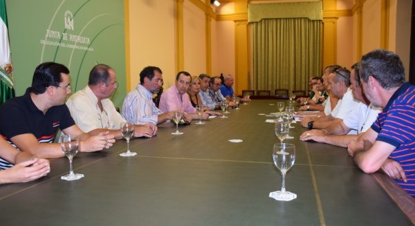 Ruiz Espejo se reúne con los equipos gubernativos taurinos de cara a la Feria para velar por la normativa