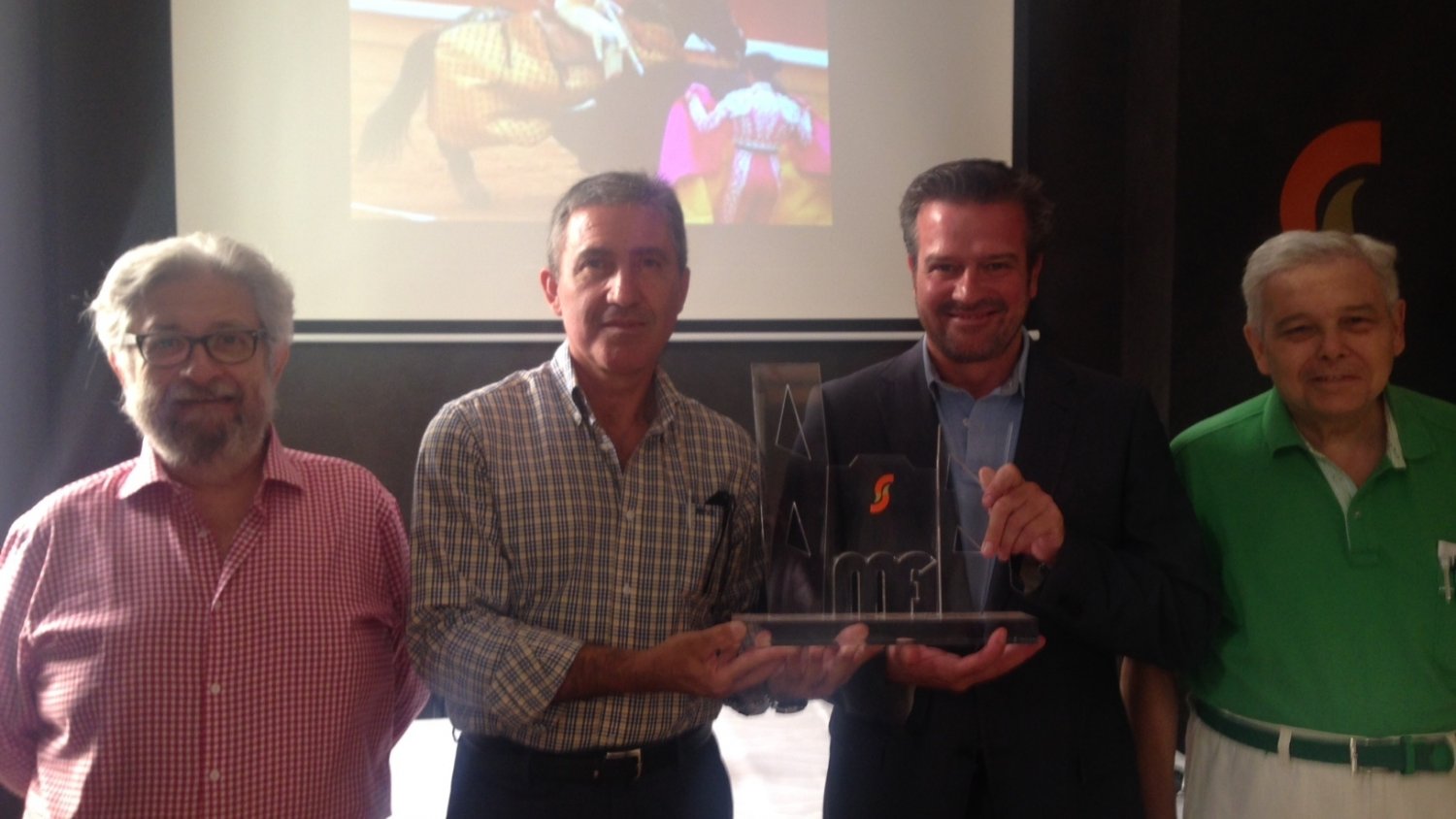 Presentan el Premio 'El Mejor Puyazo' que recaerá sobre el mejor picador de la Feria Taurina