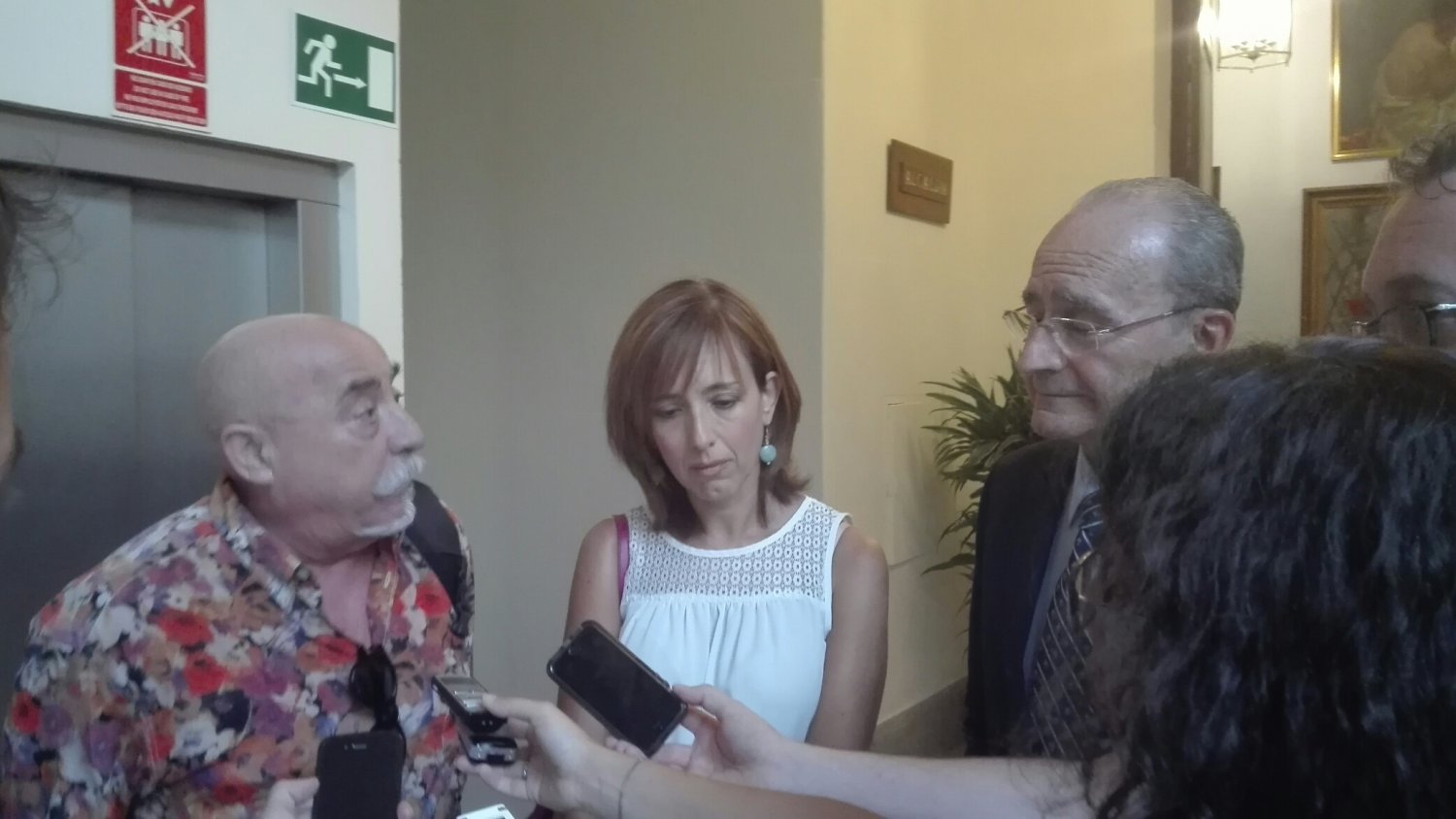 Sindicatos y Ayuntamiento aclaran que las multas recaen sobre las empresas y no en los trabajadores