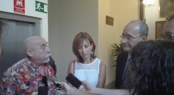 Sindicatos y Ayuntamiento aclaran que las multas recaen sobre las empresas y no en los trabajadores