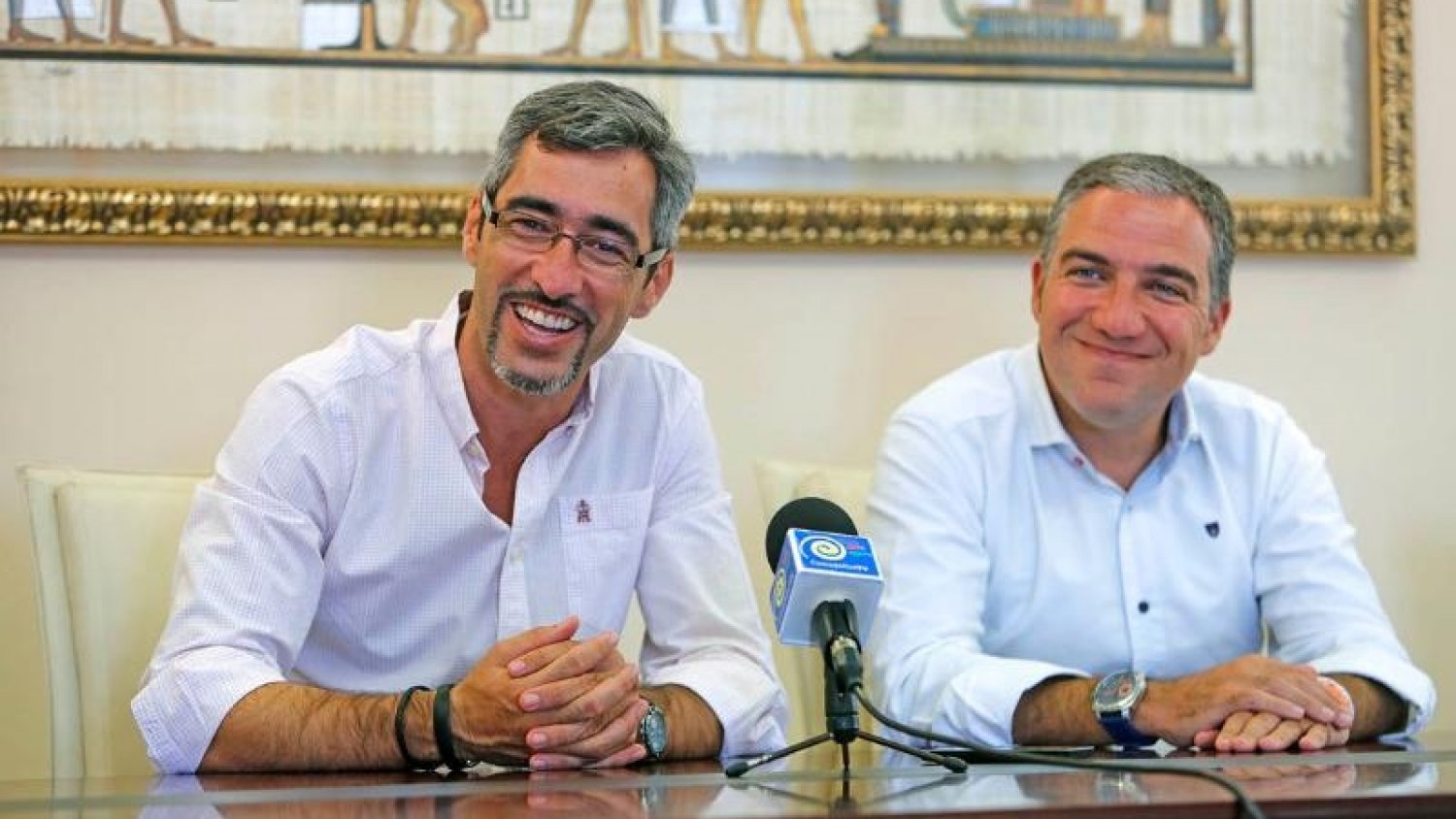 Bendodo y Navas acuerdan reformar el paseo marítimo y prolongar la senda litoral en Benalmádena