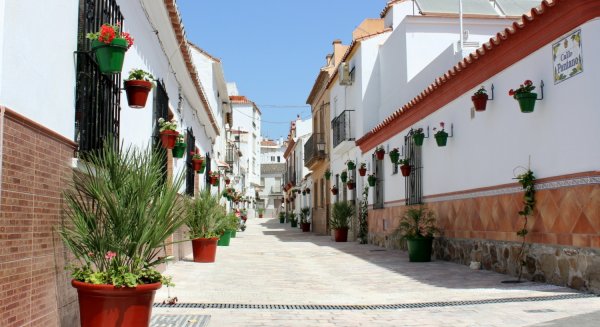 Estepona suma 70 actuaciones en remodelaciones en el casco histórico con los trabajos de la calle Pantano