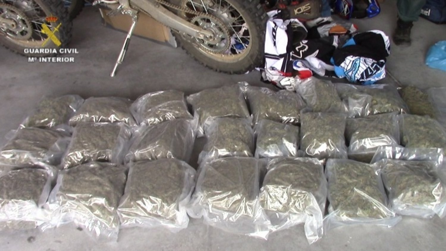 Detenidas nueve personas de los Ángeles del Infierno e incautados 100 kilos de marihuana