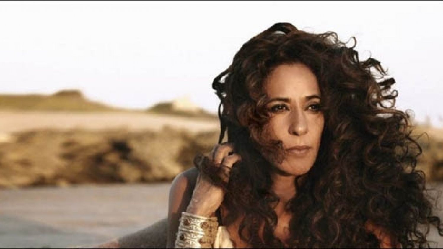 Rosario Flores abre el carrusel musical en el Audiorio con una gala flamenca