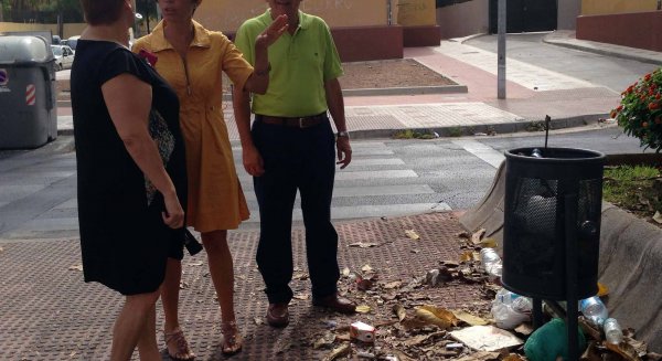 Gámez invita a los trabajadores de Limasa y a los ciudadanos a participar con propuestas en la mejora de la limpieza