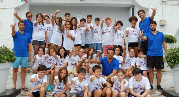 El olímpico Melquiades Álvarez, especialista invitado en el campus Swim Camp para nadadores