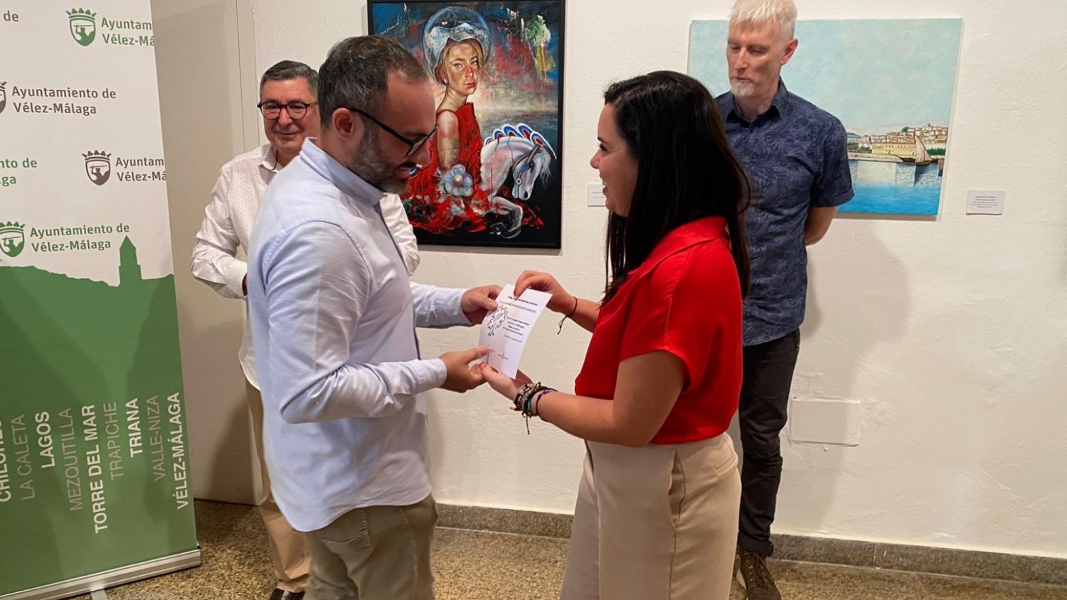 Alejandro Galán, ganador del XII Premio de Pintura Evaristo Guerra por su obra ‘La espera’