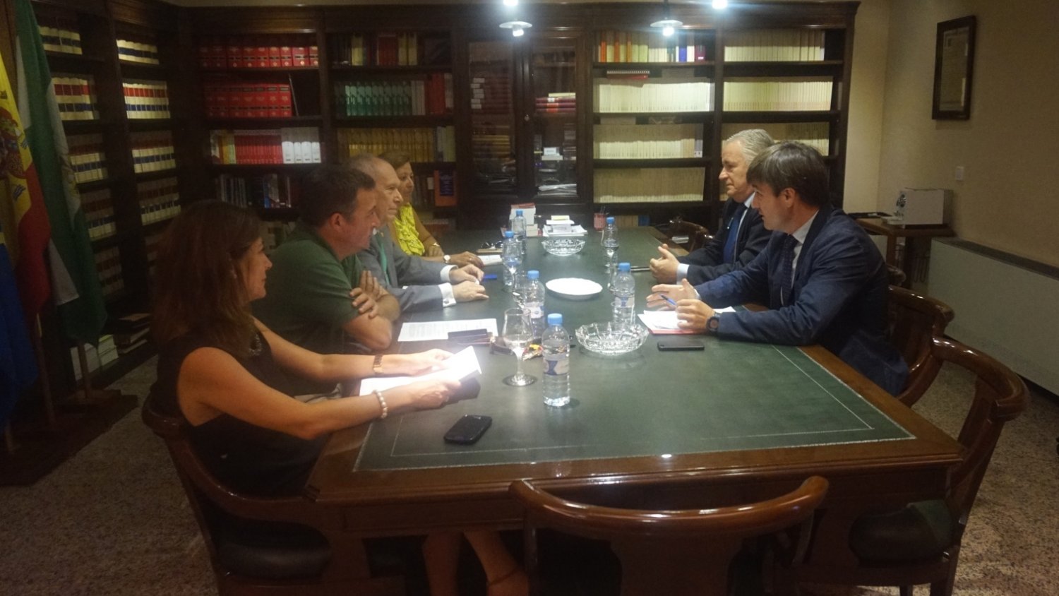 El PP respalda el derecho de los procuradores a ejercer su profesión y agilizar la carga judicial