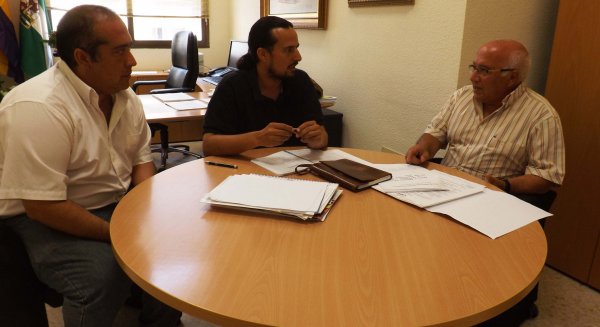 La concejalía de Comercio de Rincón se reúne con Fecoamva para potenciar el mercadillo local a través de un Plan Estratégico