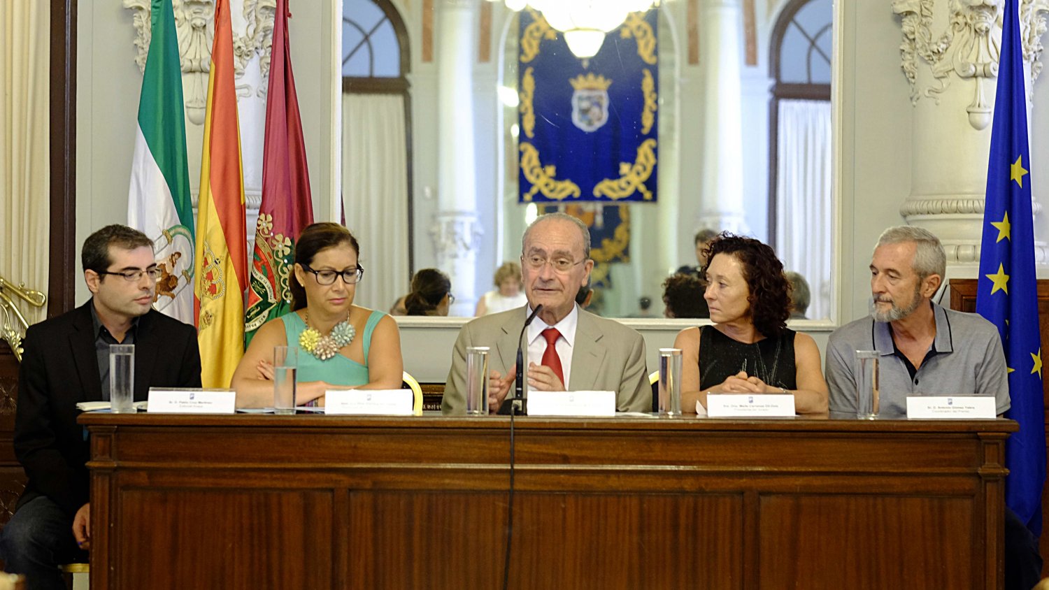 El escritor y publicista barcelonés Pedro Riera gana, con 'Cara de otro', el VI Premio de Literatura Infantil Ciudad de Málaga