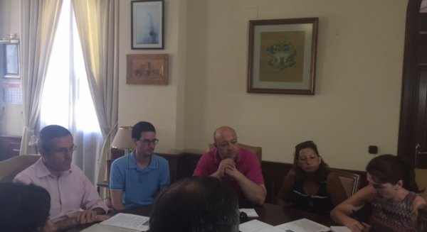 El Ayuntamiento de Mijas refuerza su línea de políticas sociales colaborando con la PAH