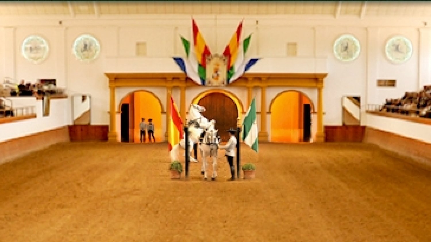 La Real Escuela Andaluza del Arte Ecuestre ofrece una exhibición extraordinaria en plena temporada estival